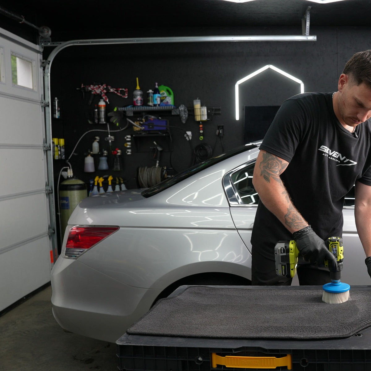 JJS-REAL::carpet-upholstery-cleaner/in-use/20260623_A7SIII0716_t00680.jpg